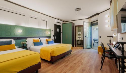 Deluxe Quadruple Room