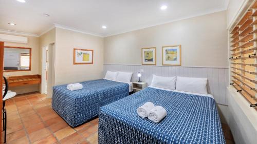 Queen Room with Two Queen Beds