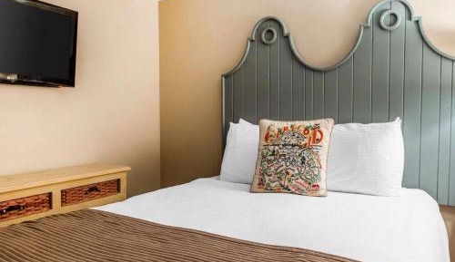 One Bedroom Suite 