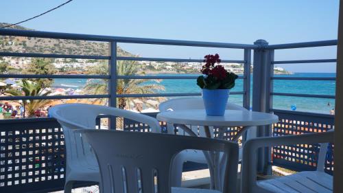 Two-Bedroom Apartment  with Sea View (3 Adults)