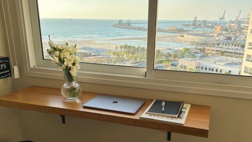 Studio with Sofa Bed