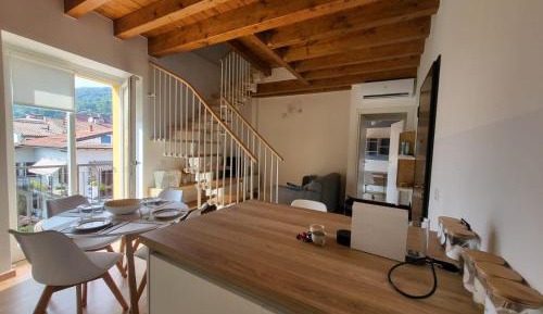 Two-Bedroom Deluxe Apartment with Balcony
