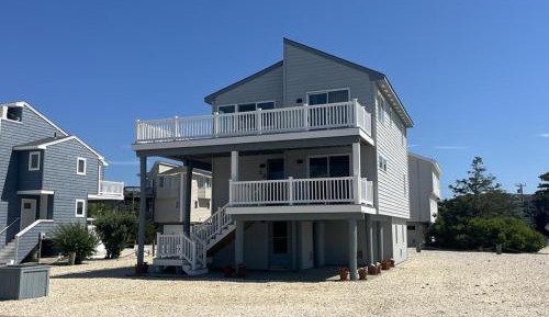 Four-Bedroom Holiday Home