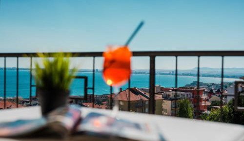 One-Bedroom Apartment with Balcony and Sea View