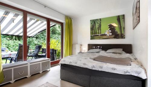 Superior One-Bedroom Apartment