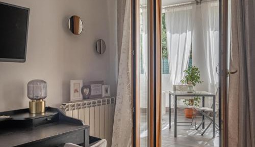 Three-Bedroom Deluxe Apartment