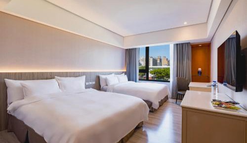 Classic Quadruple Room