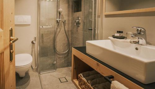 Double Room with Balcony (2 Adults + 1 Child)