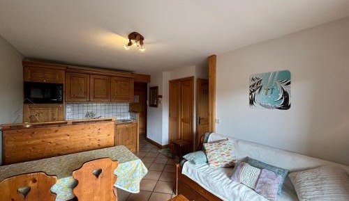 Apartment (6 Adults)