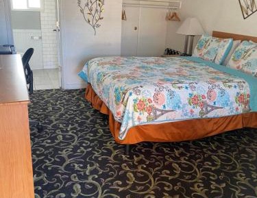Queen Room
