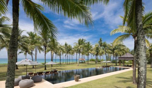 Villa - Beach Front