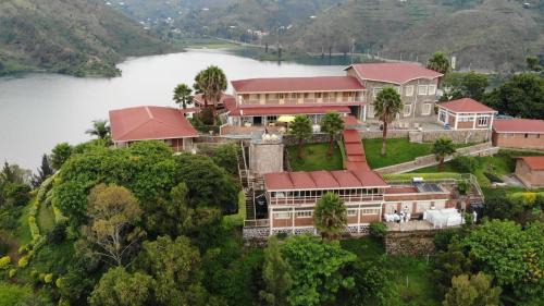 Single Room with Lake View