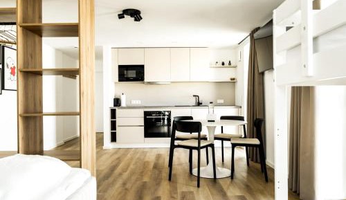 Superior Apartment