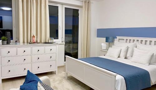 Studio Apartment with Balcony