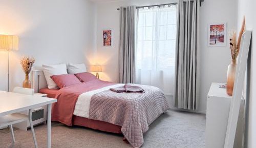 Deluxe Double Room with Bath