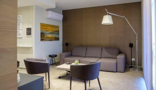 Three-Bedroom Apartment with Balcony