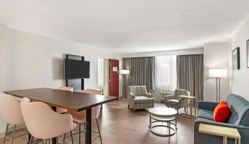 One-Bedroom King Suite with Sofa Bed