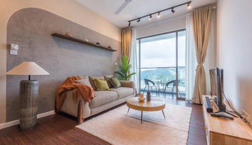Three-Bedroom Apartment with View