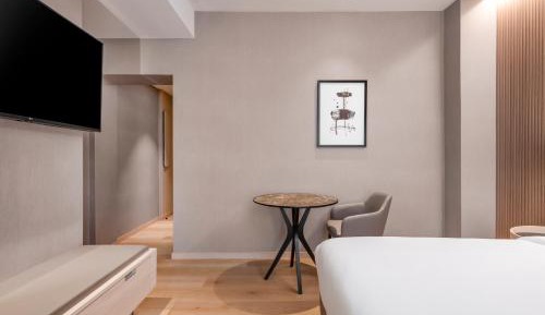 Deluxe Room with Balcony