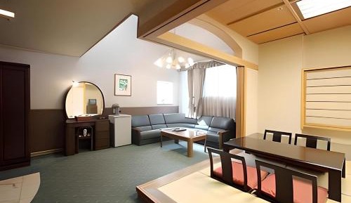 Japanese-Style Room