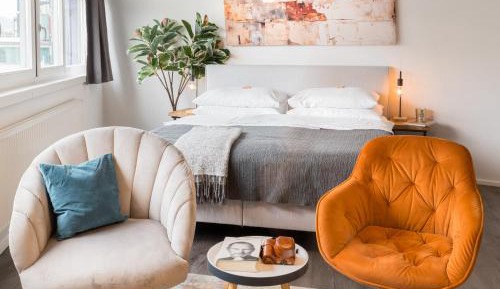 Two-Bedroom Executive Apartment Cityview