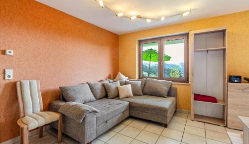 Superior One-Bedroom Apartment