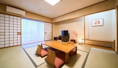 Japanese-Style Room