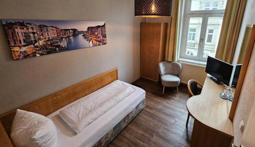 Single Room with Bathroom