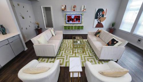 Three-Bedroom Townhouse