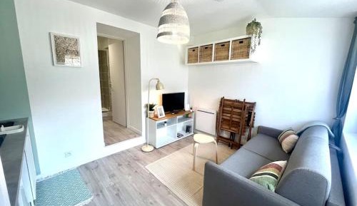 Studio with Terrace