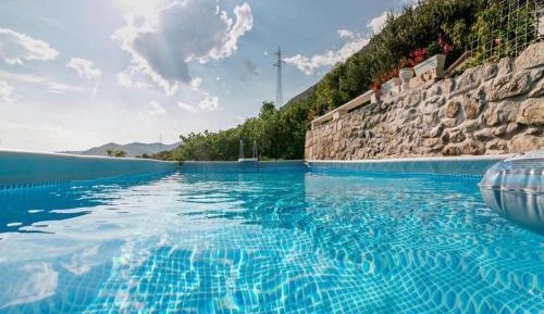 One-Bedroom Holiday Home