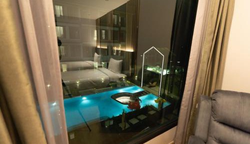 Premium Twin Room with Pool View