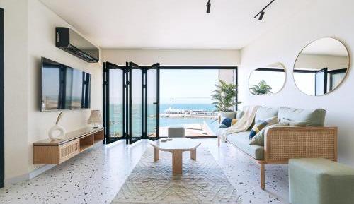 Two-Bedroom Apartment with Balcony and Sea View