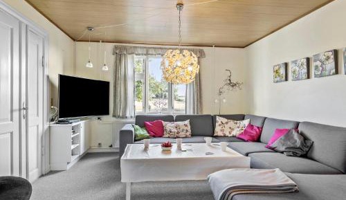 Six-Bedroom Holiday Home
