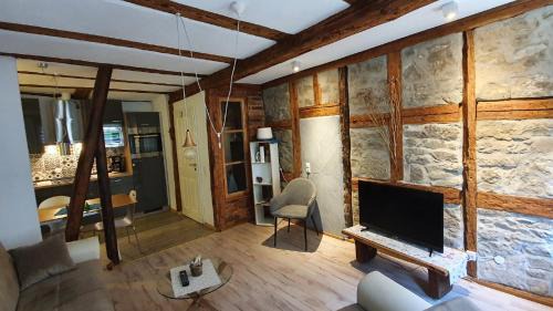 Superior One-Bedroom Apartment