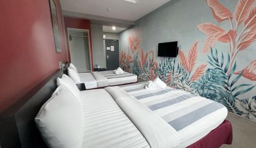 Deluxe Double or Twin Room