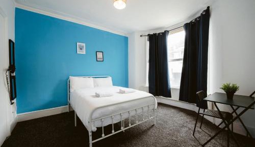 Double Room with Shared Bathroom