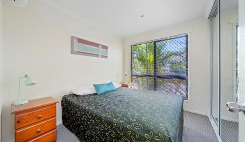 Executive One-bedroom Spa Apartments