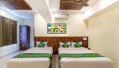 Spacious Superior Room with Seating Area