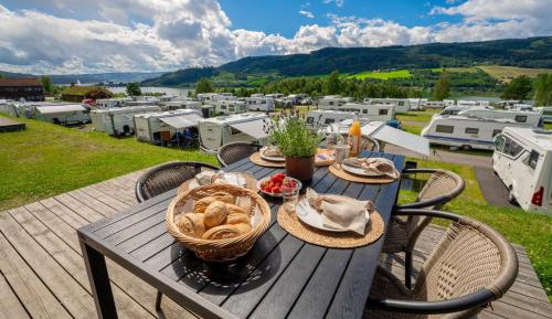 Cottage (2 Adults + 1 Child)