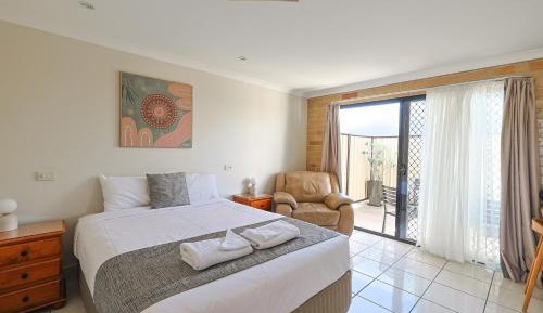 Deluxe Queen Room