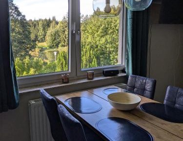 One-Bedroom Apartment with View