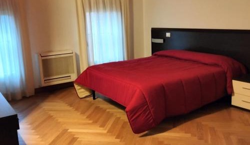Deluxe Room (2 Adults + 1 Child)