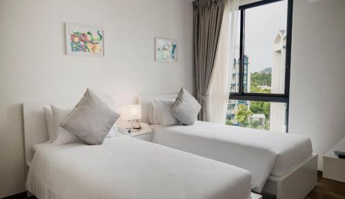 Two-Bedroom Apartment with Balcony