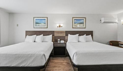 Queen Room with Two Queen Beds