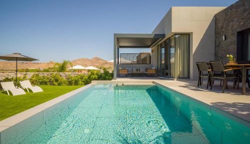 Deluxe Villa