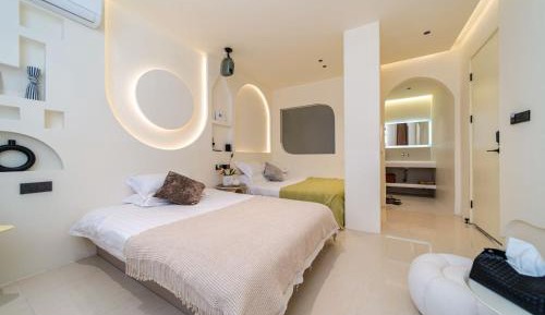 Deluxe Double Room with Two Double Beds