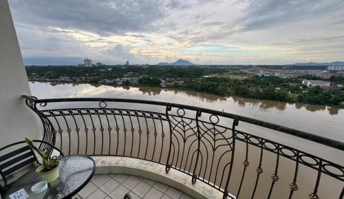 Three-Bedroom Apartment with View