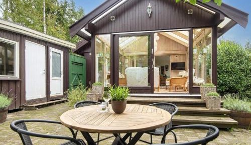 Two-Bedroom Holiday Home