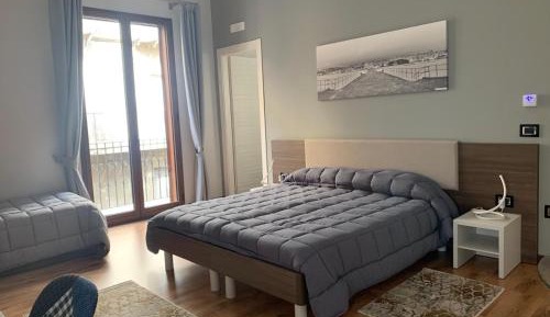 Triple Room with Private Bathroom